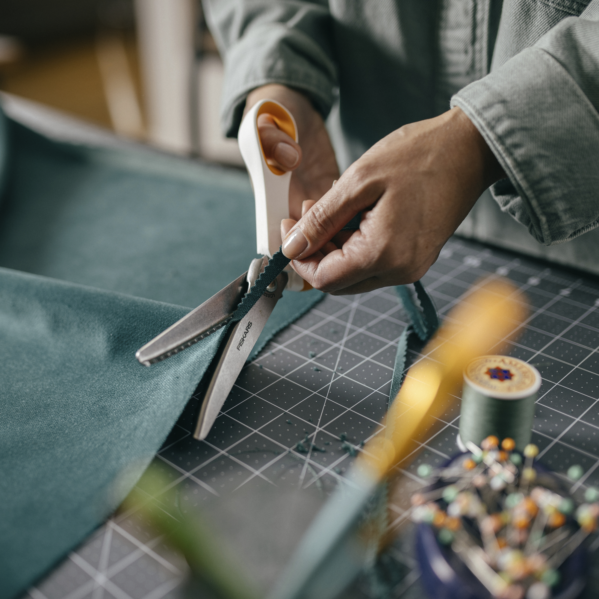 Fiskars Softgrip™ sik-sak käärid