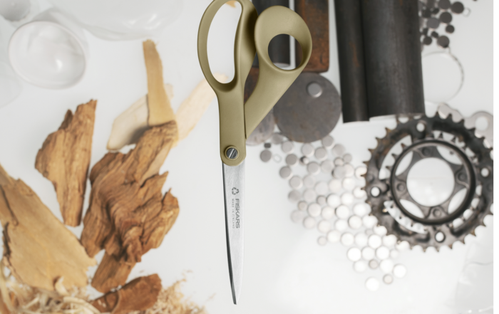 Fiskarsi käärid ReNew taaskasutatud materjalist