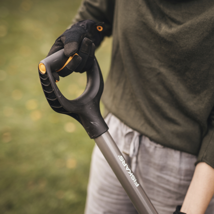 1066714_F-131175_Fiskars Ergonomic kitsas labidas