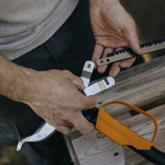 124810 124800 1000615_1001621_Fiskars vibusaag 21 SW30_1