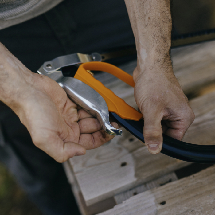 124810 124800 1000615_1001621_Fiskars vibusaag 21 SW30_1